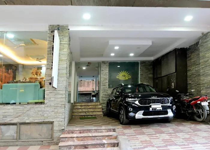 Laxmi Villa Palace-Near Jaipur Railway StationVilla